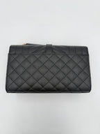 SAINT LAURENT ENVELOPE SMALL in Black Grained Leather Handbag