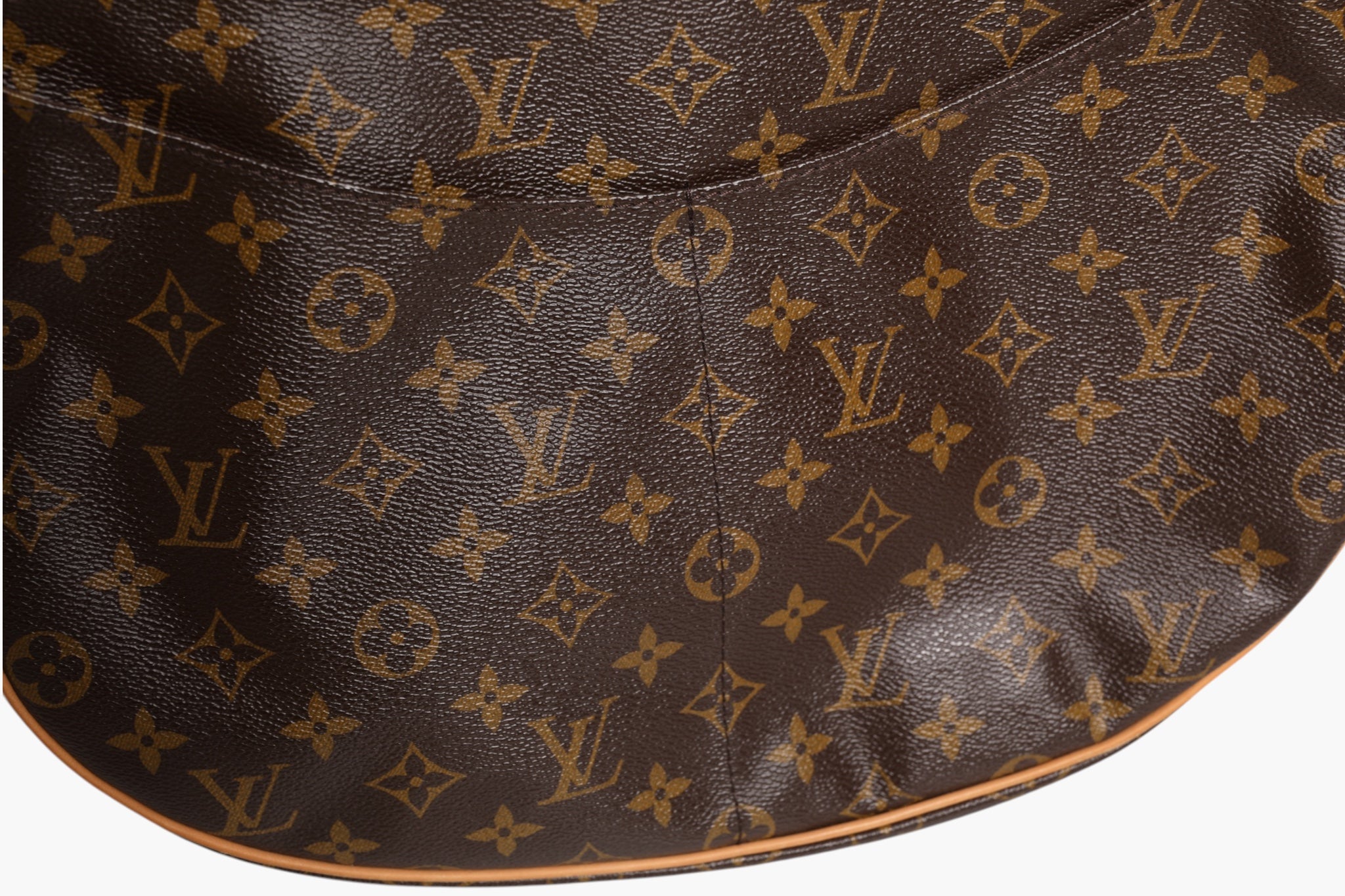 Monogram Canvas Menilmontant MM