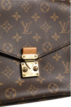 Pochette Métis Monogram
