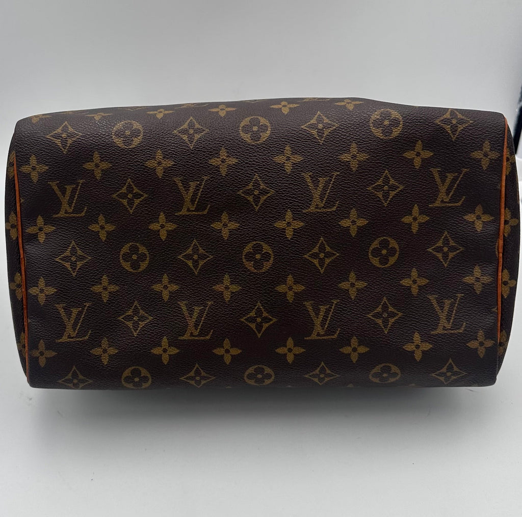 LOUIS VUITTON Speedy 30 Monogram Handbag