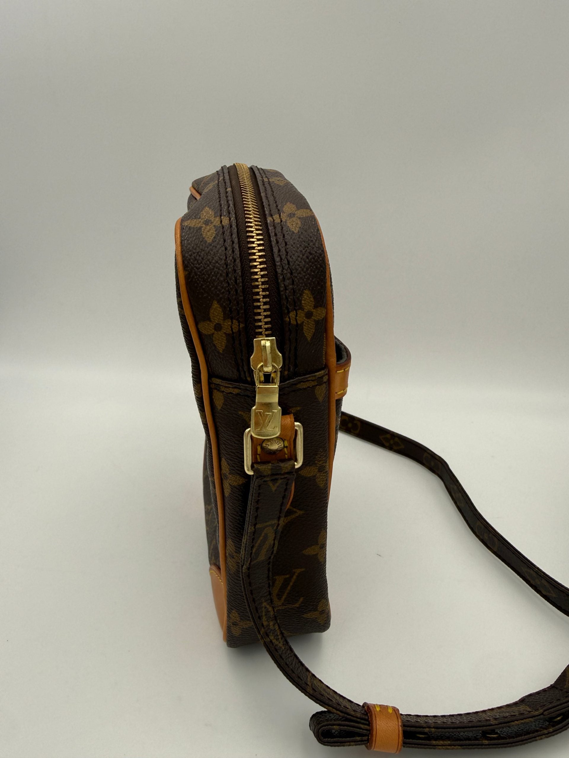 LOUIS VUITTON DANUBE Monogram Handbag