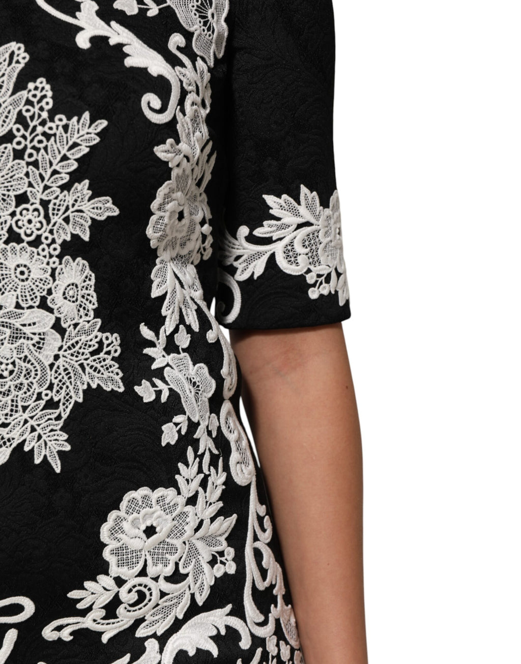 Black Lace Trim Short Sleeves A-line Dress